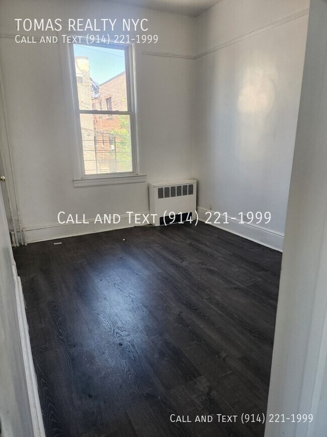 Building Photo - 152 Ridge Ave