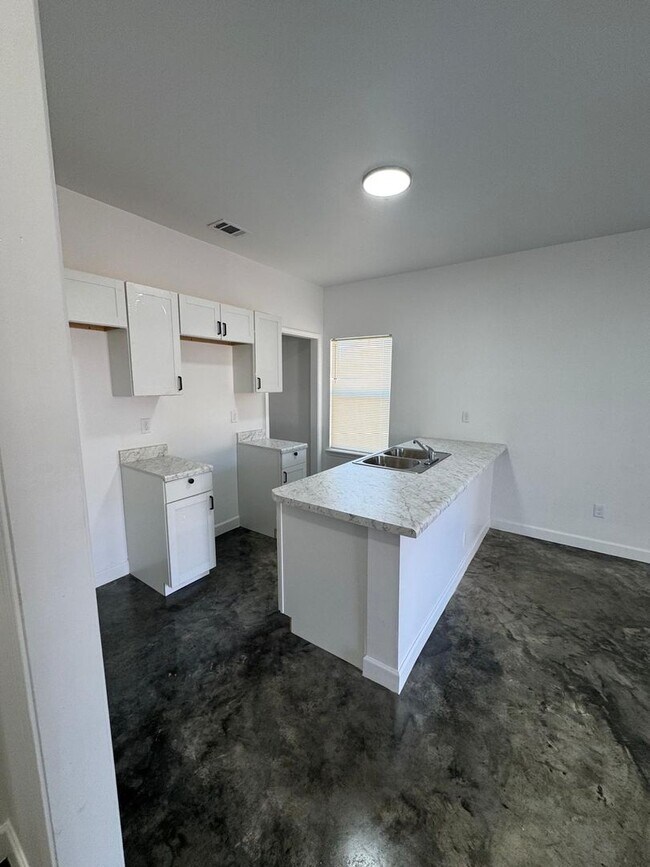 Building Photo - BRAND NEW CONSTRUCTION HOME AVAILABLE FOR ...