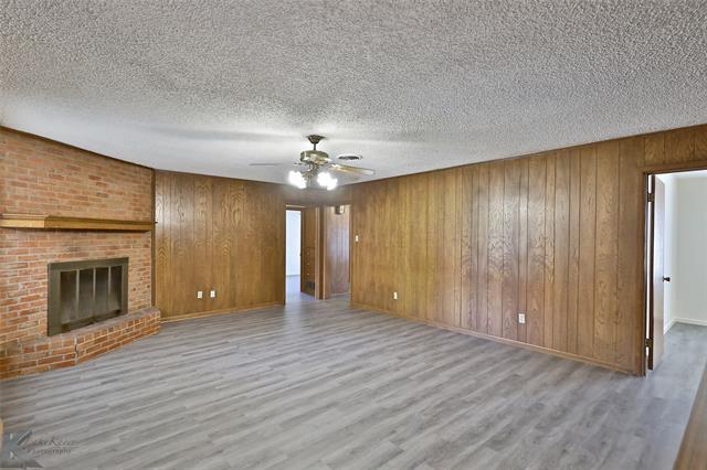 Building Photo - 3718 Brookhollow Dr