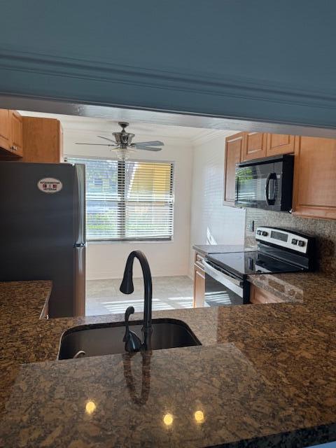 Building Photo - 4706 Lucerne Lakes Blvd