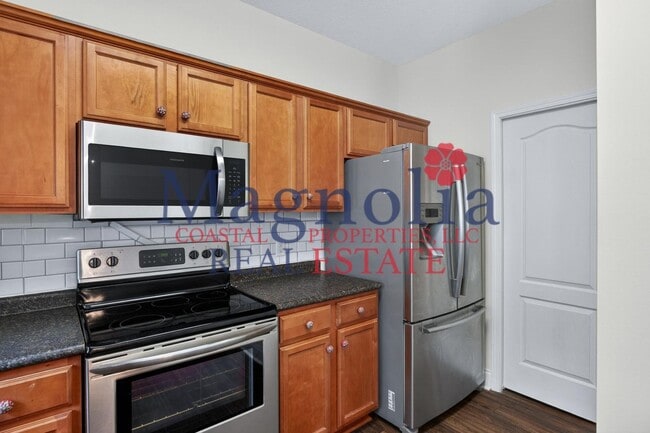 Building Photo - 255 Cypress Point Dr