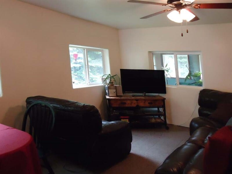 Living area - 4373 Upper Gold Creek Rd