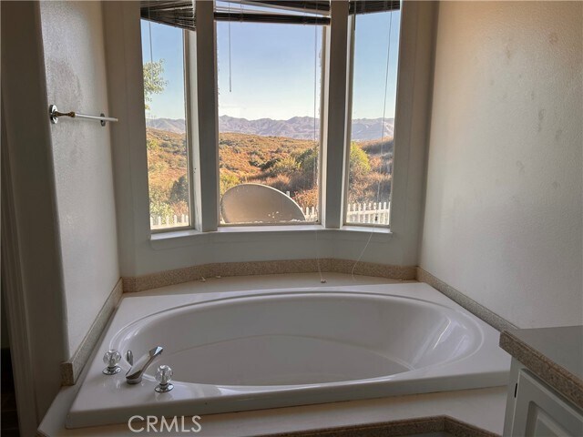 Building Photo - 14711 Manzanita Rd