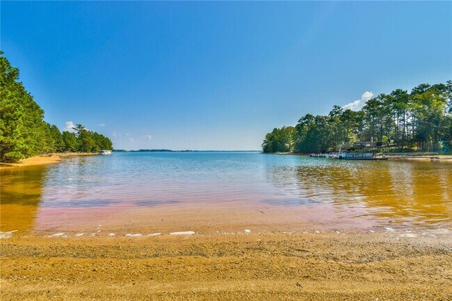 Building Photo - 935 Powderbag Creek Rd