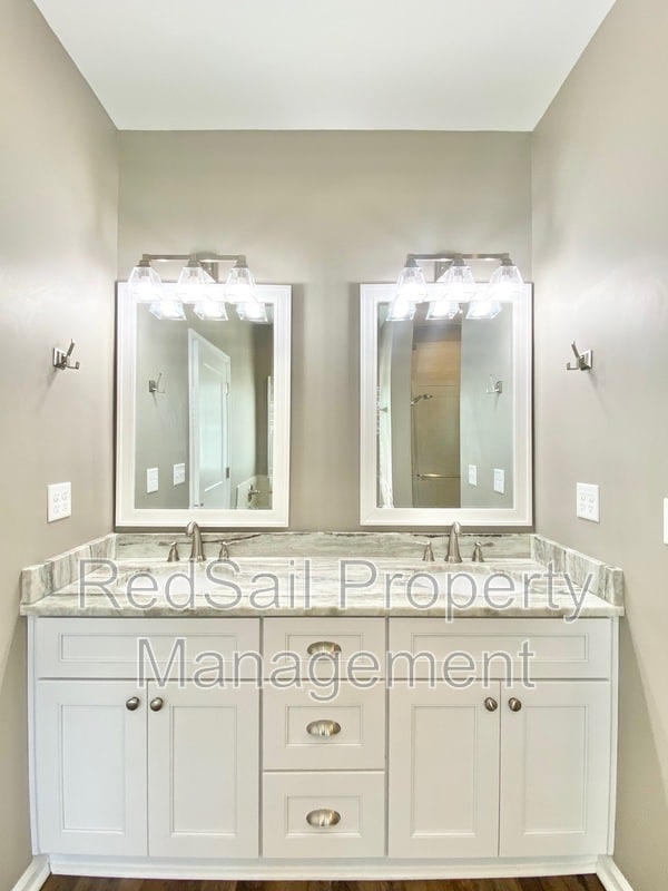 Building Photo - 2742 Duckwood Ct