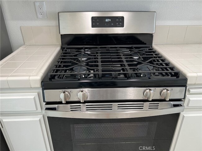 Building Photo - 24480 Mozer Dr