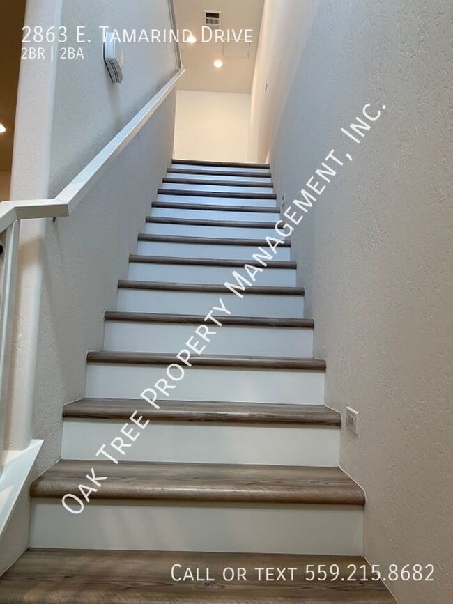 Building Photo - 2863 E Tamarind Dr