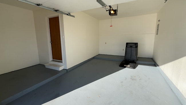 Building Photo - 284 Dunn Ct