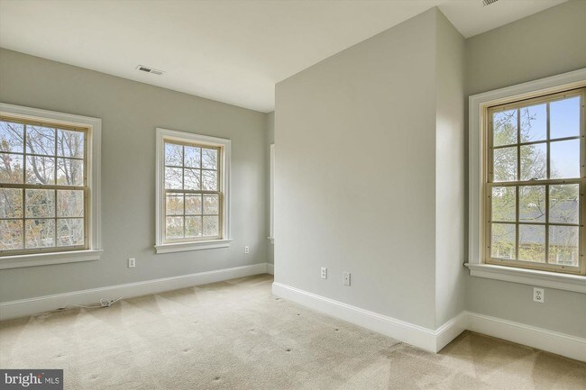 Building Photo - 2009 Mayfair McLean Ct