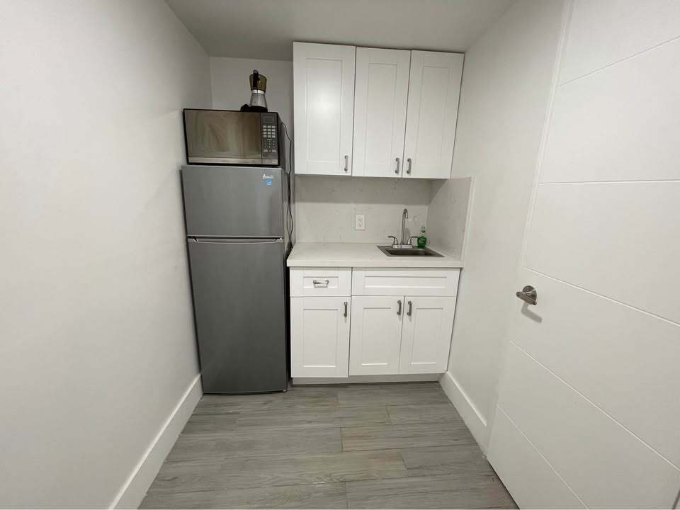 Building Photo - 1424 SW 92nd Pl