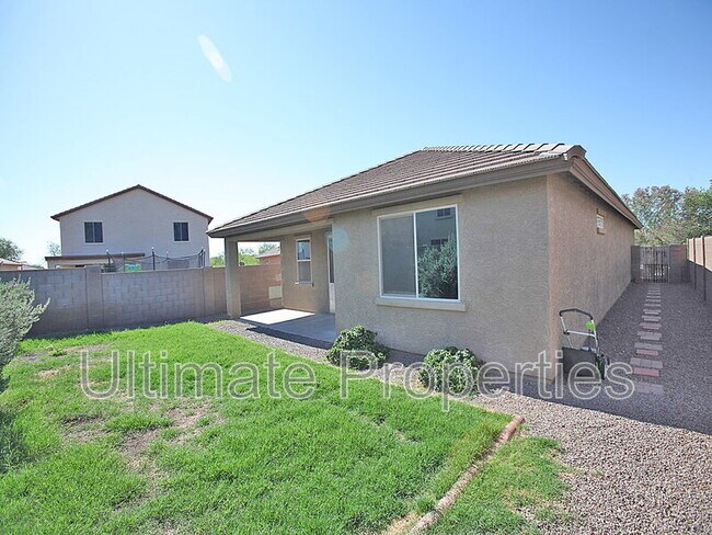 Building Photo - 18450 W Louise Dr