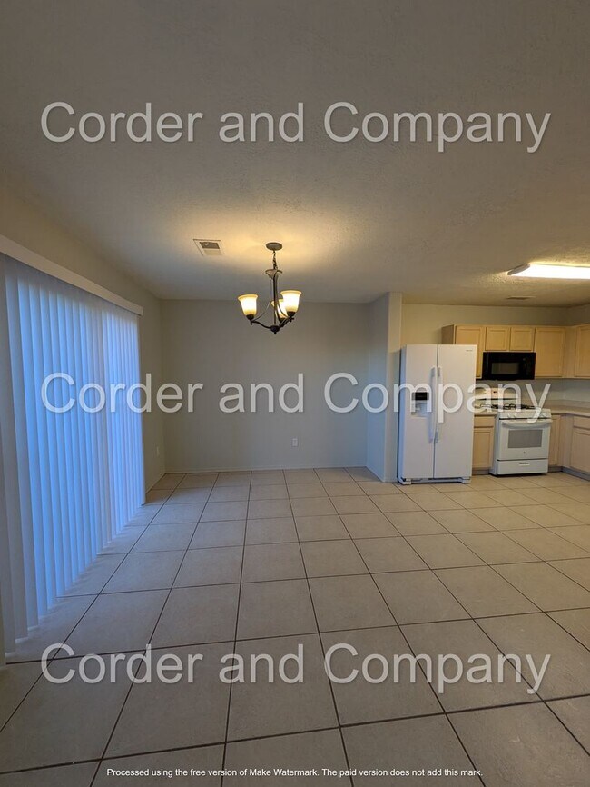 Building Photo - Beautiful & Cozy 3 Bedroom 2.5 Bathroom 1,760 Sq.Ft 2 Story Townhome