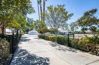Building Photo - 4105 E Perrin Ave