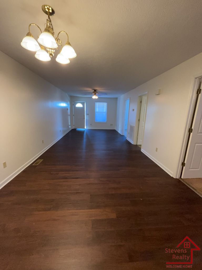Building Photo - 183 Woodlee Ct