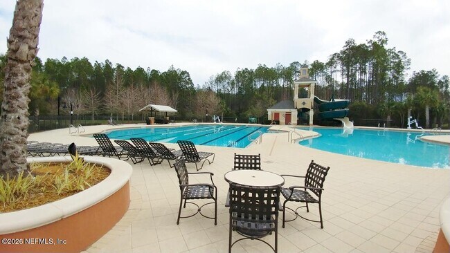 Building Photo - 295 Leese Dr