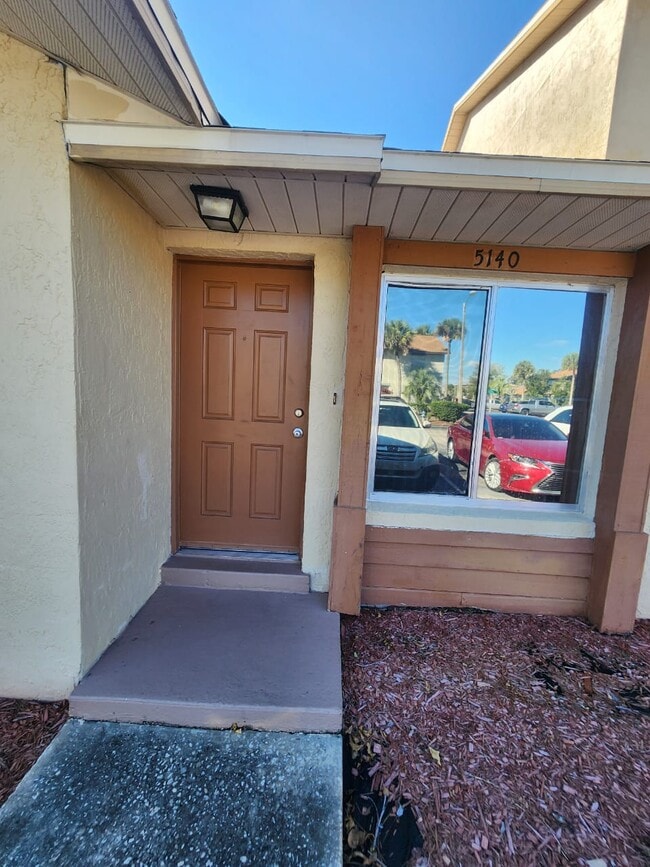 Building Photo - 5140 La Mancha Ct