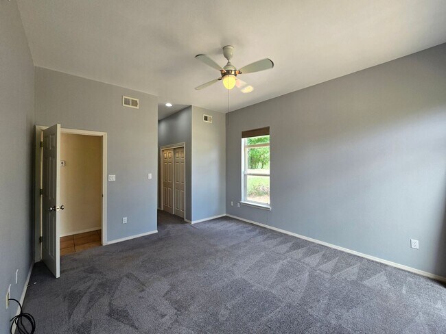 Building Photo - 4167 Big Sky Rd