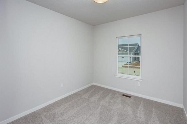 Building Photo - TONS OF LIVING SPACE!! 3 Bedrooms and 3 Bathrooms in Carlisle!