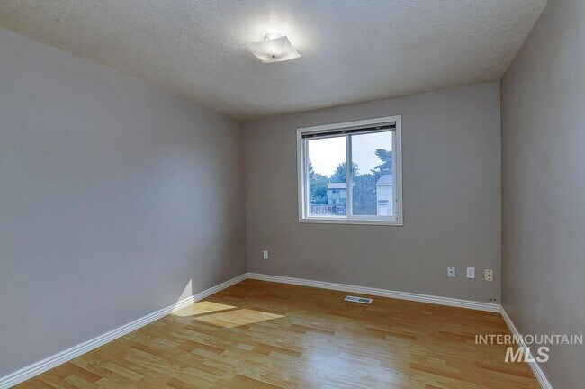 Building Photo - 2287 S Loyolla Ln