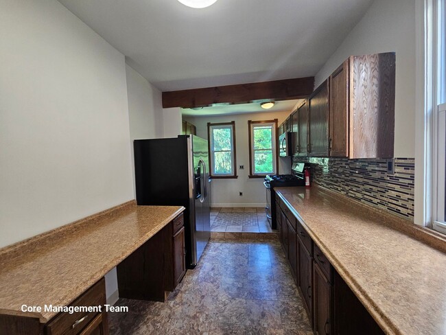 Building Photo - Amazing 4 bedroom 1 bath home in Avalon
