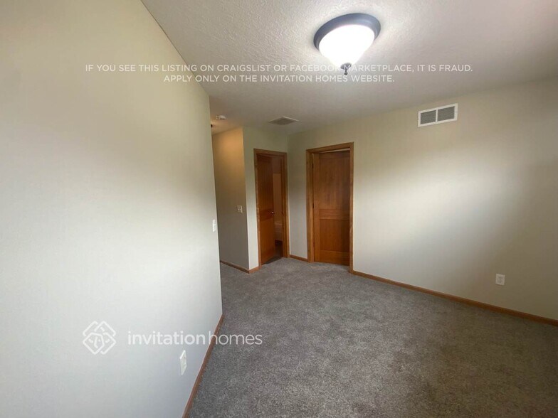 Building Photo - 3038 Walden Dr