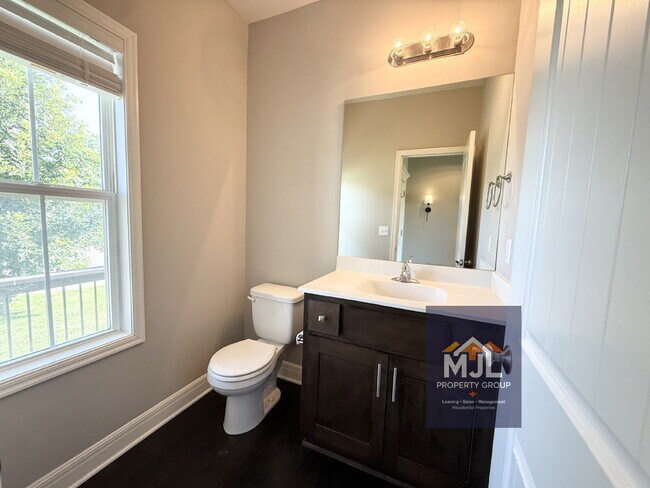 Building Photo - Beautiful 4 Bedroom/ 3.5 Bath Home In Belton!