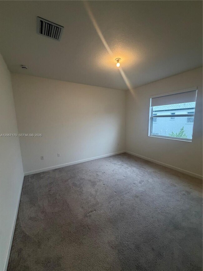 Building Photo - 35726 SW 178th Ct