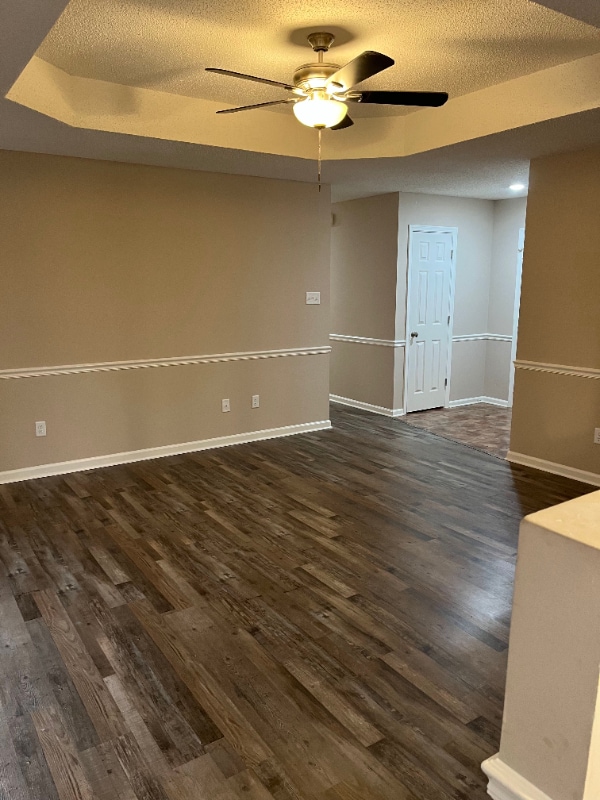 Building Photo - 15 Ariel Dr