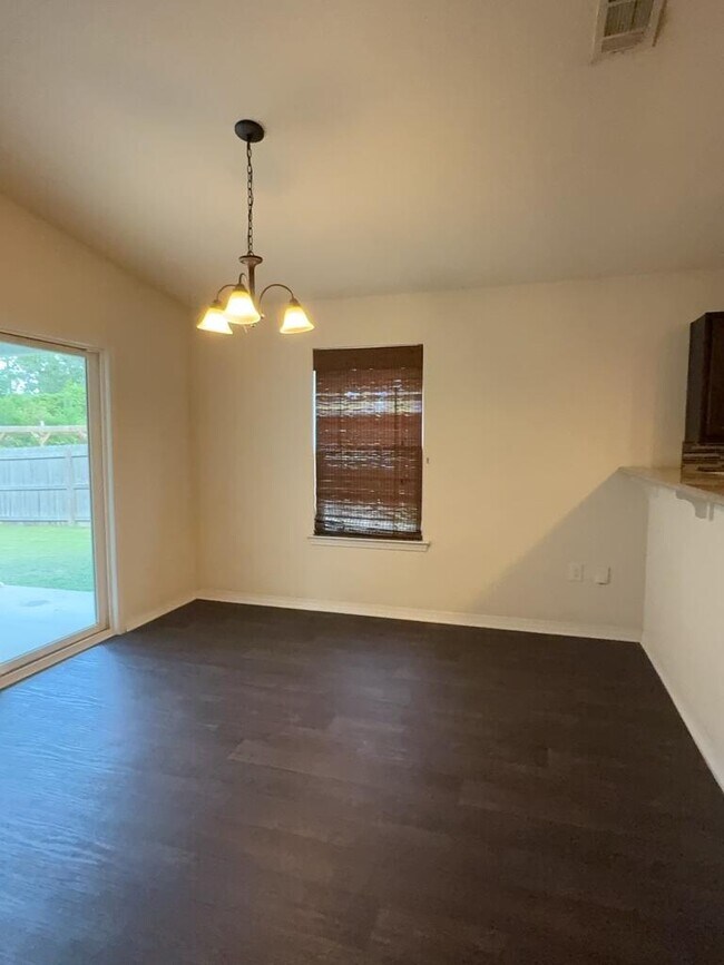 Building Photo - 9108 Timber Ln