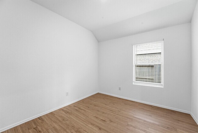 Building Photo - 14242 Walworth Crk Ct