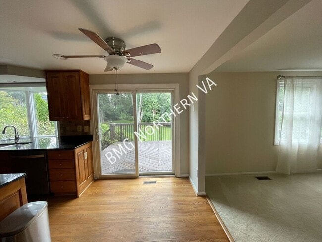 Building Photo - 1846 Clovermeadow Dr