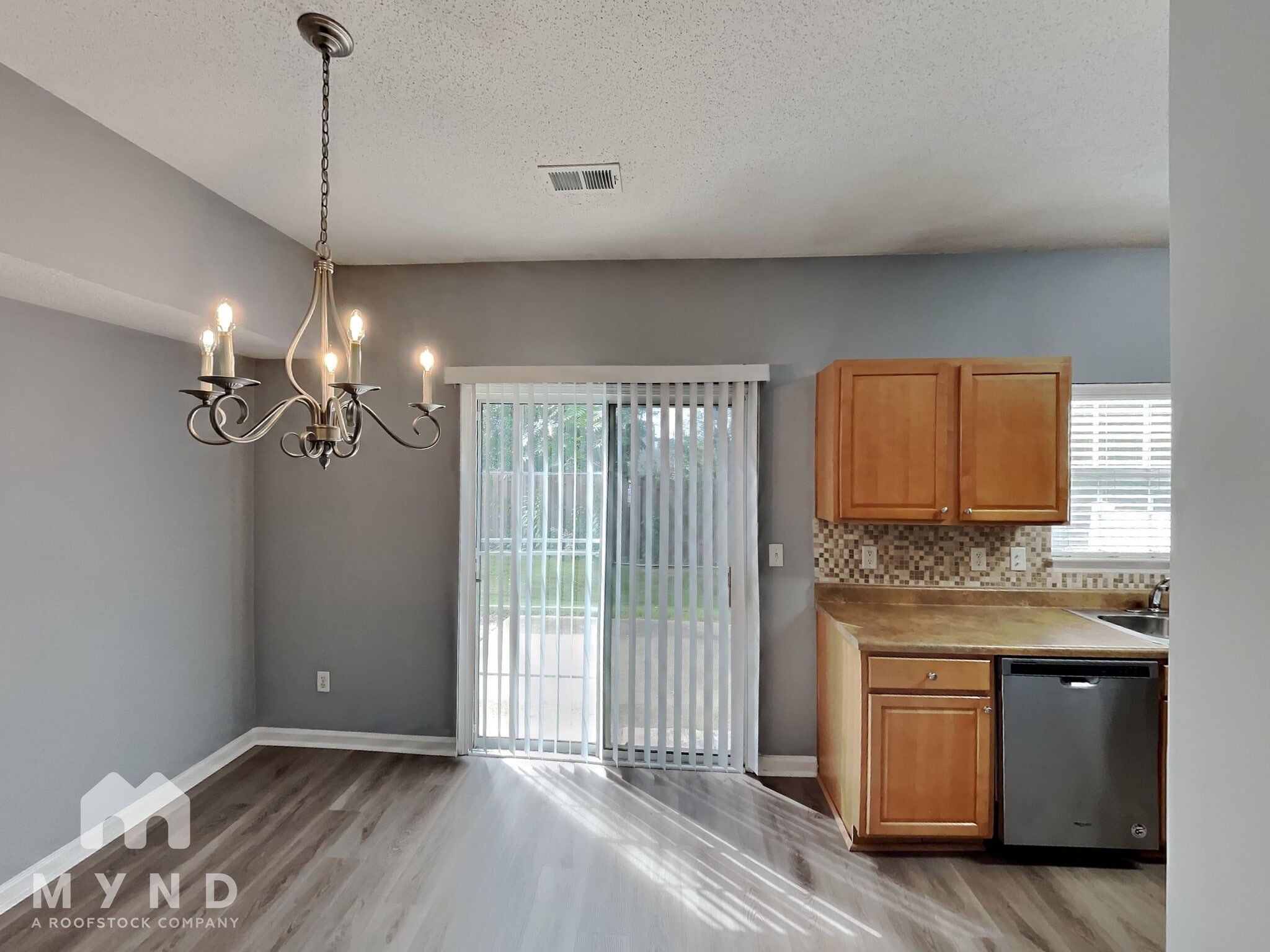 Building Photo - 356 Azalea Cir