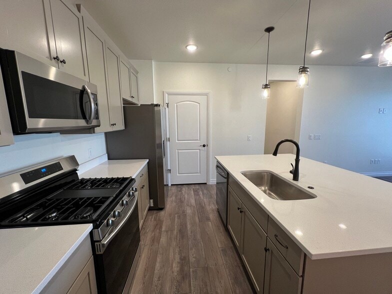 Building Photo - 9570 Accord Ln