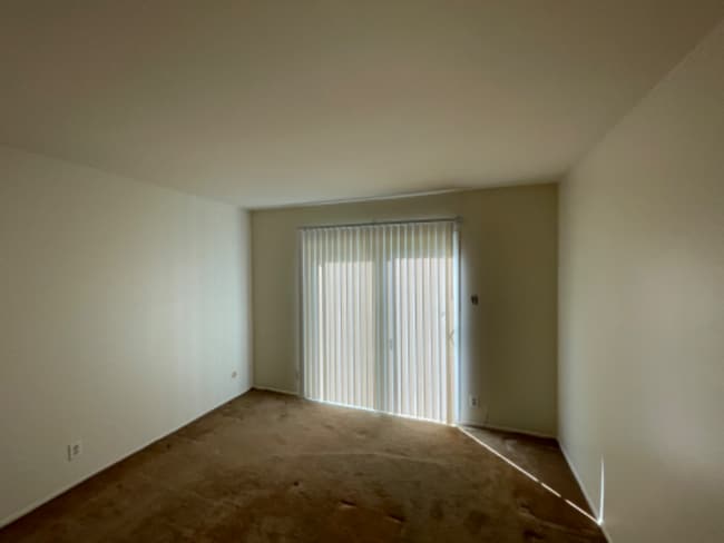 Building Photo - 3511 De Leone Rd