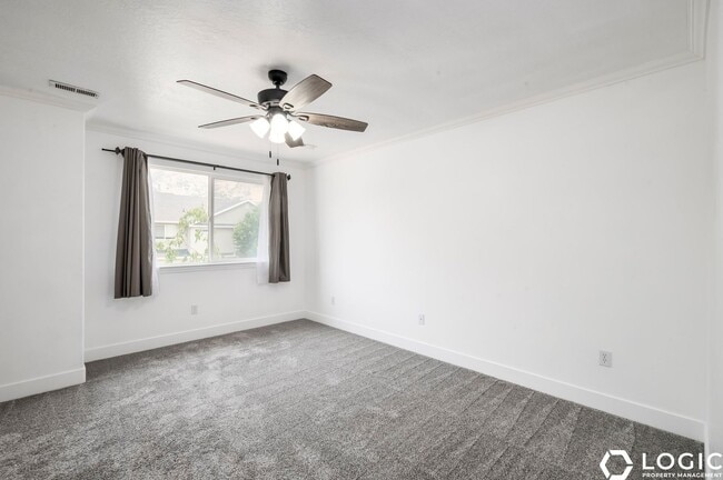 Building Photo - 1212 S 1410 E