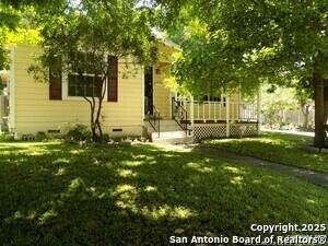 Primary Photo - 636 W Norwood Ct