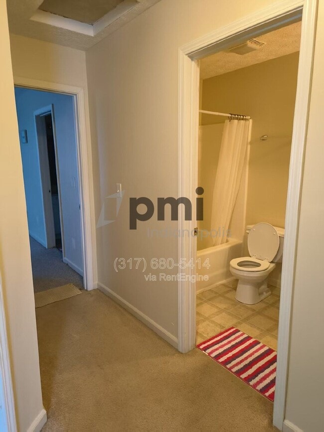 Building Photo - 2871 S Walnut Street Pike