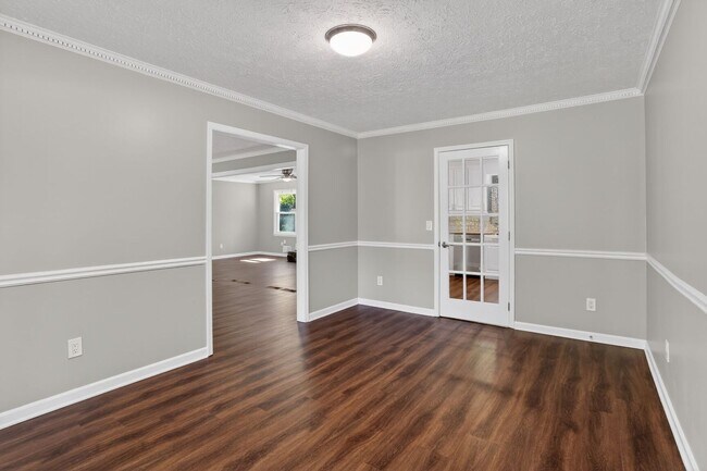 Building Photo - Modern Ranch Home - Excellent School District East Cobb