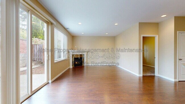 Building Photo - 9495 Northwest Ember Lane