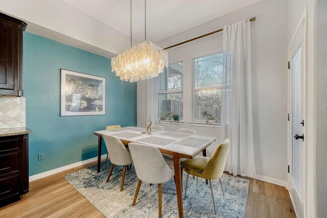 Building Photo - 1009 Taulbee Ln