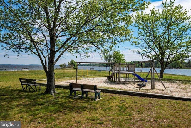 Building Photo - 811 Chester River Dr