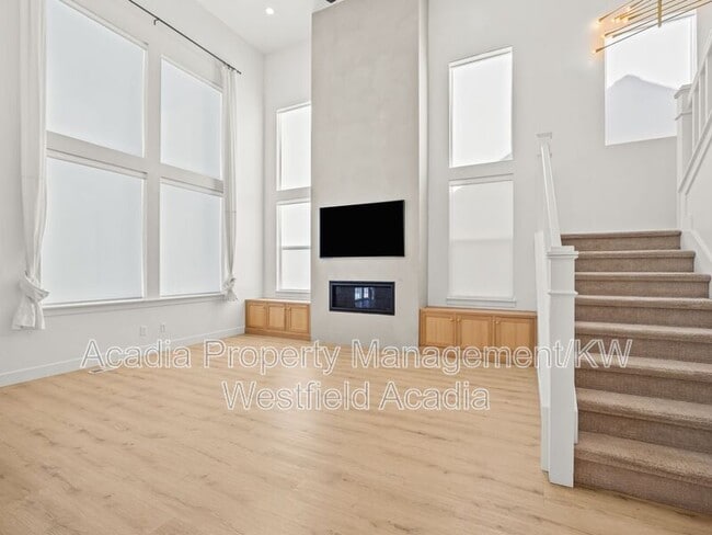 Building Photo - 136 N Desert Sage Dr