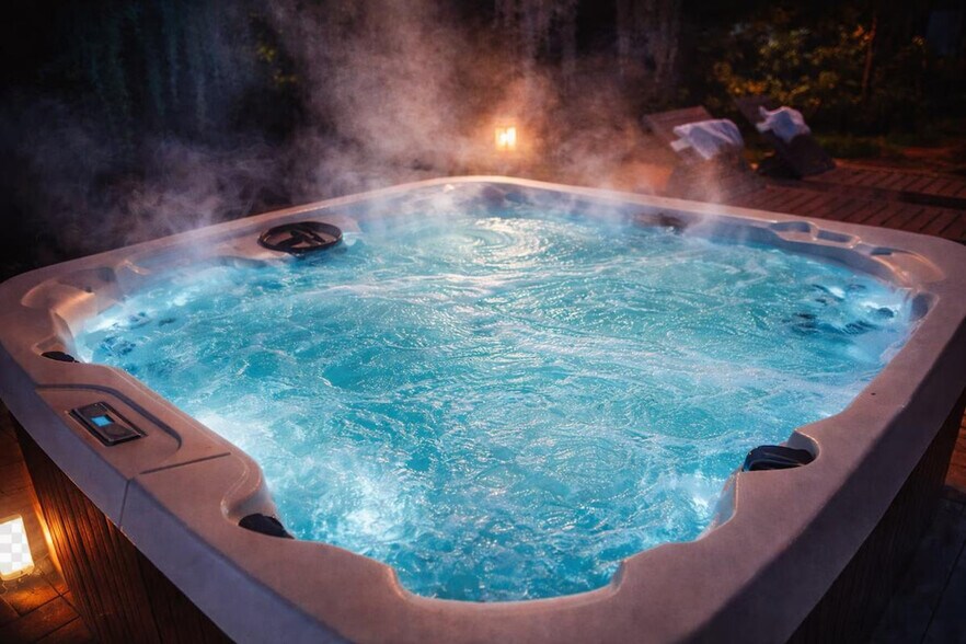 Building Photo - 10755 Clara Ln