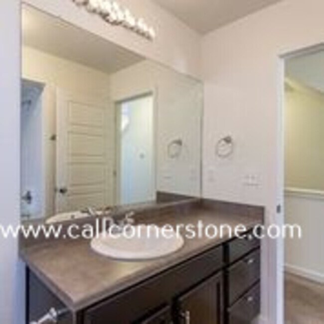 Building Photo - 6123 Mineral Belt Dr