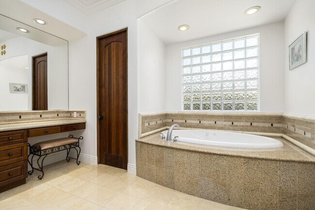 Building Photo - 56985 Village Dr