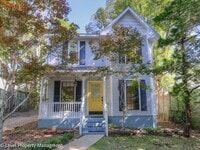 Building Photo - Victorian in Downtown Fairhope