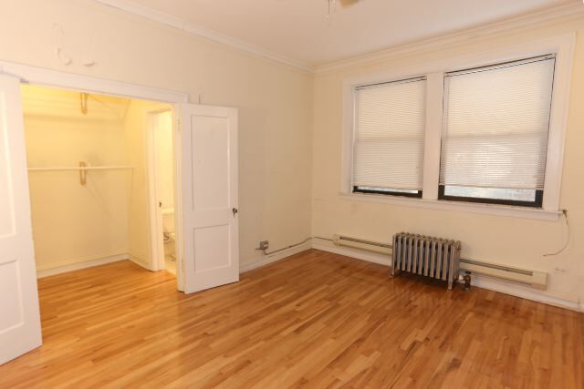 Building Photo - 4349 N Damen Ave