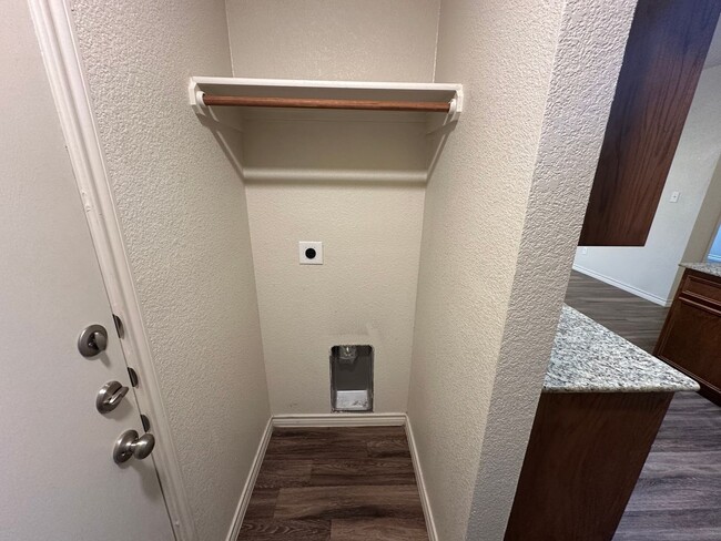 Building Photo - AVAILABLE Now! *MORE PHOTOS COMING SOON*