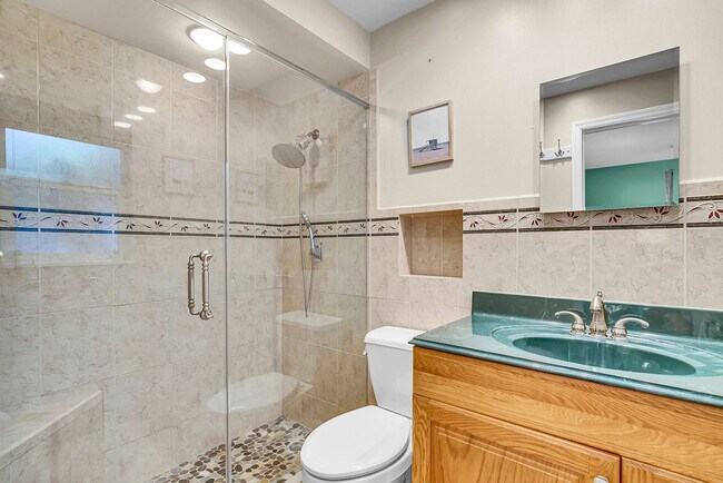 Building Photo - 897 Imperial Dr