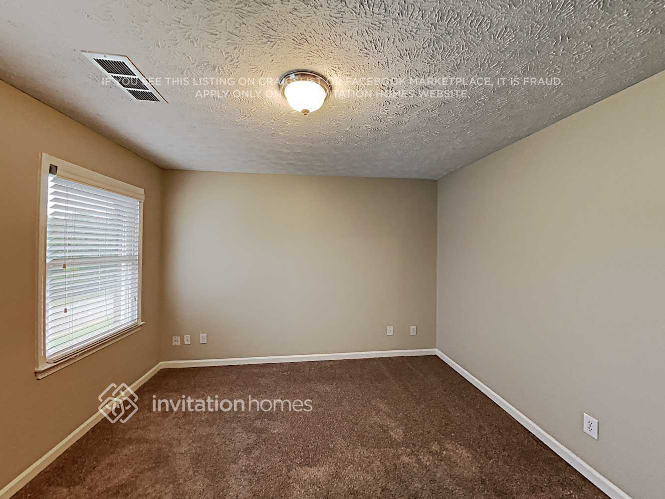 Building Photo - 640 Johns Landing Way